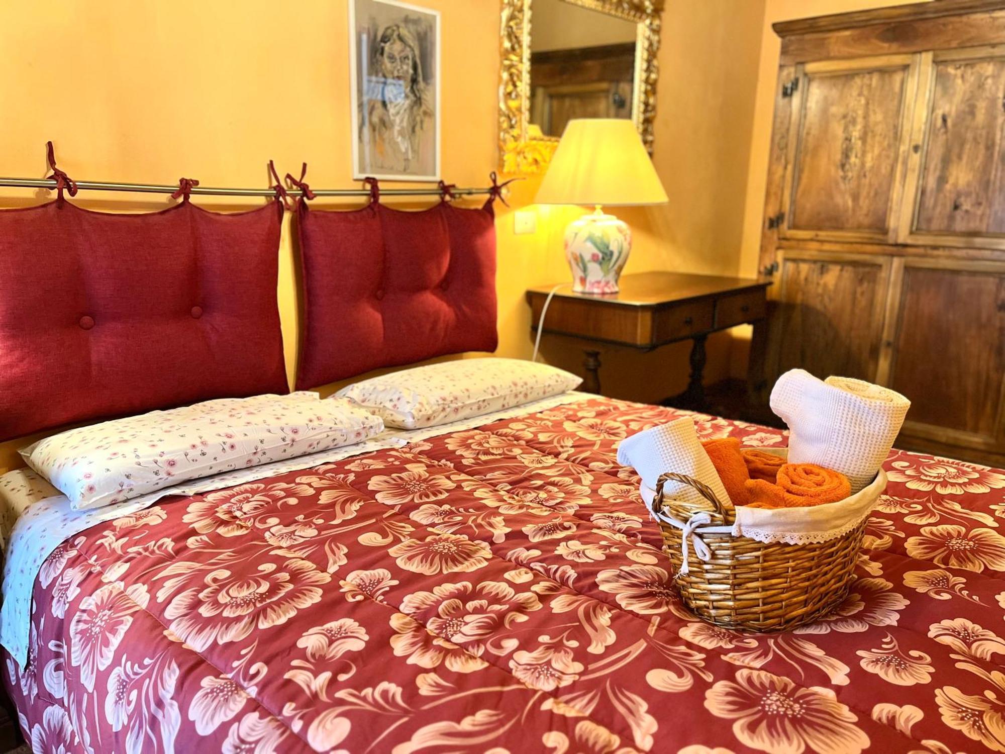 Storico Loft Nel Cuore Di Lucca Buitenkant foto
